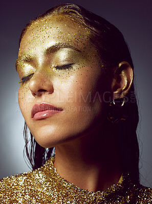 Gold makeup, face glitter or woman with luxury eyeshadow, cosmetics product  and skincare glow. Beau Stock Photo by YuriArcursPeopleimages