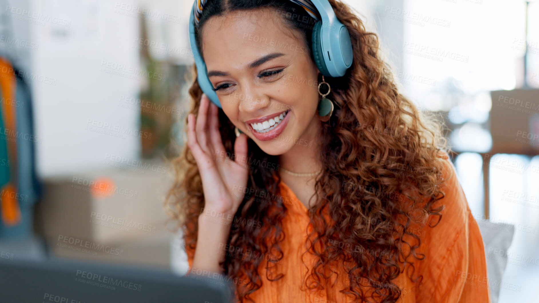 Buy stock photo Business, woman and video call with headphones to talk in office, retail or fashion. Black person, smile and happiness in communication, video conference or call for planning, schedule or meeting

