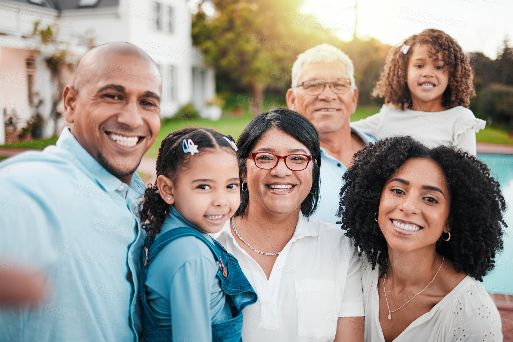 Buy stock photo Big family, selfie and bonding on vacation, trip or travel break outside of holiday house. Portrait, love and children with parents and grandparents pose, smile and hug for photo or profile picture