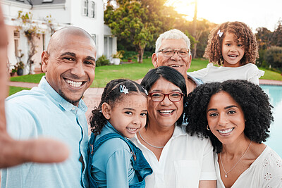 Buy stock photo Selfie, big family and bonding on vacation, trip or travel break outside of holiday house. Portrait, love and children with parents and grandparents pose, smile and hug for photo or profile picture