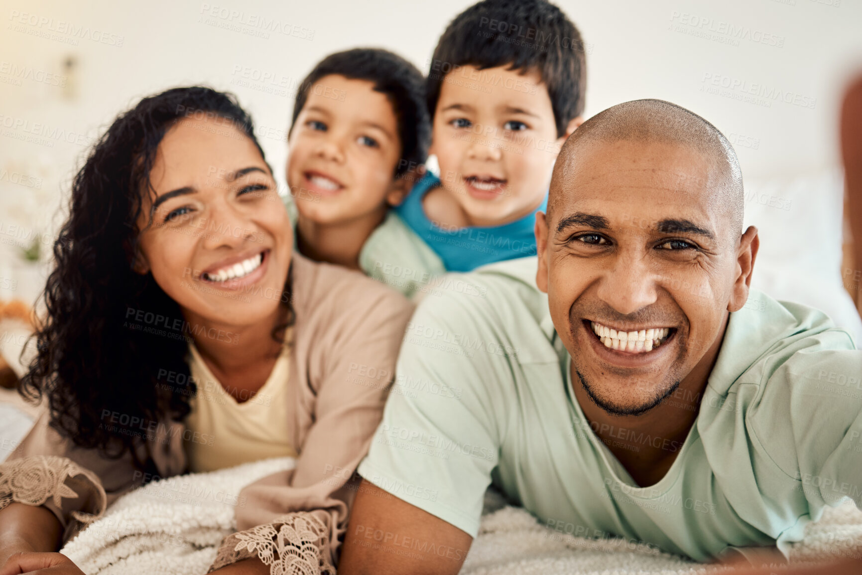 Buy stock photo Happy family selfie, bedroom portrait and relax mother, father and children bonding, home and enjoy time together. Happiness, morning love or face of smiling mom, dad and kids on bed for memory photo