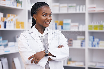 Buy stock photo Pharmacy, pharmacist thinking or portrait of black woman with arms crossed in healthcare drugstore or clinic. Contemplate, hospital or happy doctor with innovation or ideas about medicine on shelf 
