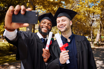 Buy stock photo Graduation selfie, friends and students on university or college campus, success and celebration of diploma. Happy men, graduate or people with education, certificate and diversity in profile picture