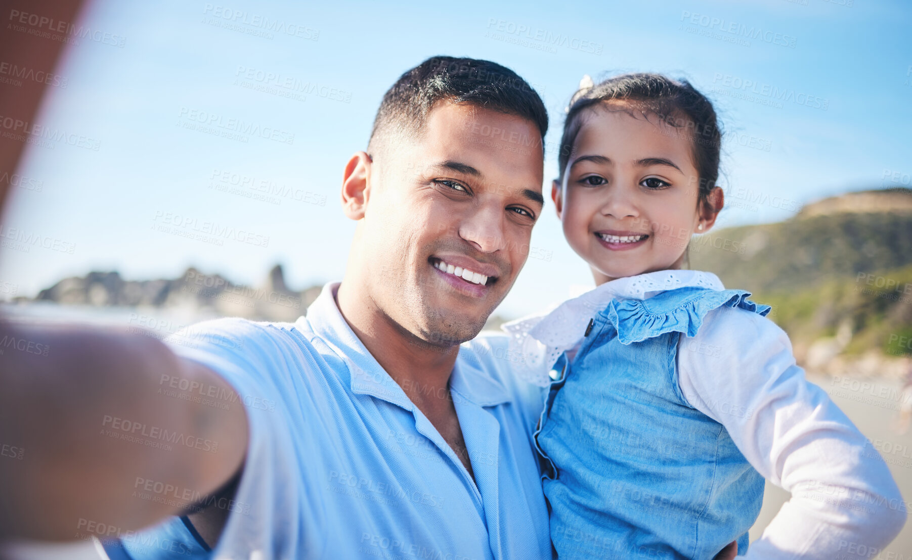 Buy stock photo Father, girl child and beach selfie for portrait, smile and memory together in summer, vacation and outdoor. Man, young daughter and happy for photography, profile picture and holiday on social media