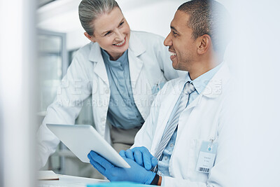 Buy stock photo Scientist people, tablet or teamwork in science laboratory for medical research, training or medicine collaboration. Happy mature woman, mentor or technology in healthcare help or genetic engineering