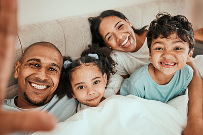 Buy stock photo Happy, family and selfie in bedroom for social media, profile picture or relax with mom and dad in the morning, waking up and bed. Parents, kids and smile on face in memory, together or quality time