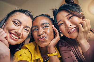 Buy stock photo Selfie, friends and women happy, relax and bond in a living room at home together on the weekend. Portrait, smile and people with diversity pose for profile picture, blog or social media memory post