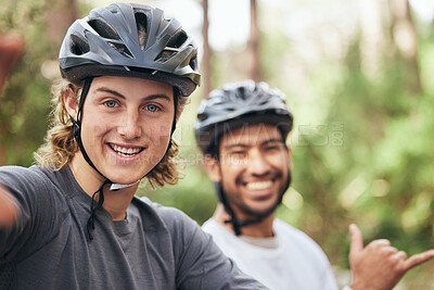 Buy stock photo Cycling, selfie and portrait of friends in nature for fitness training, exercise and sports workout with helmet in Norway. Wellness, travel and people for social media in countryside for adventure