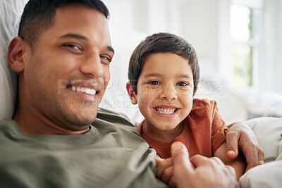 Buy stock photo Happy dad, child and selfie in bed with happiness, freedom and together in morning, weekend or relax on holiday in peace. Face, smile and father with son in family home, bedroom or profile picture