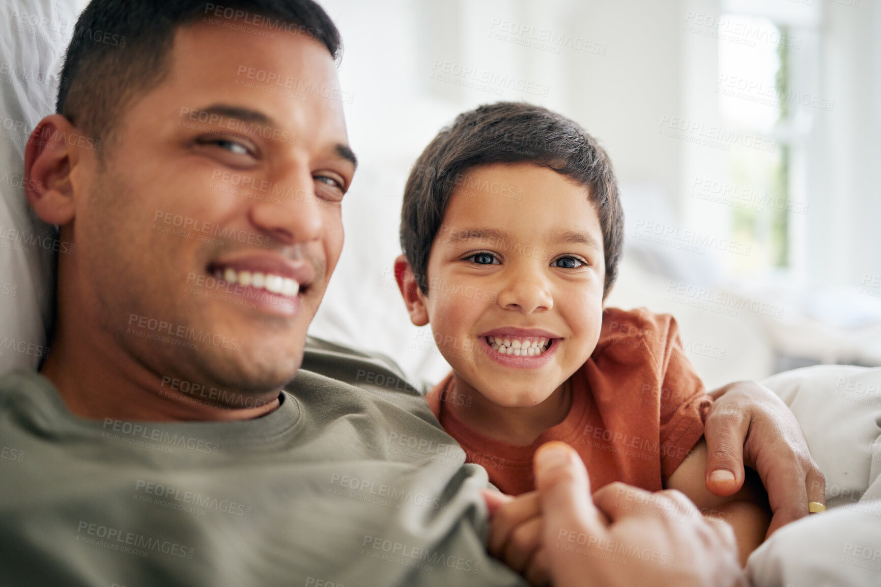 Buy stock photo Happy dad, child and selfie in bed with happiness, freedom and together in morning, weekend or relax on holiday in peace. Face, smile and father with son in family home, bedroom or profile picture