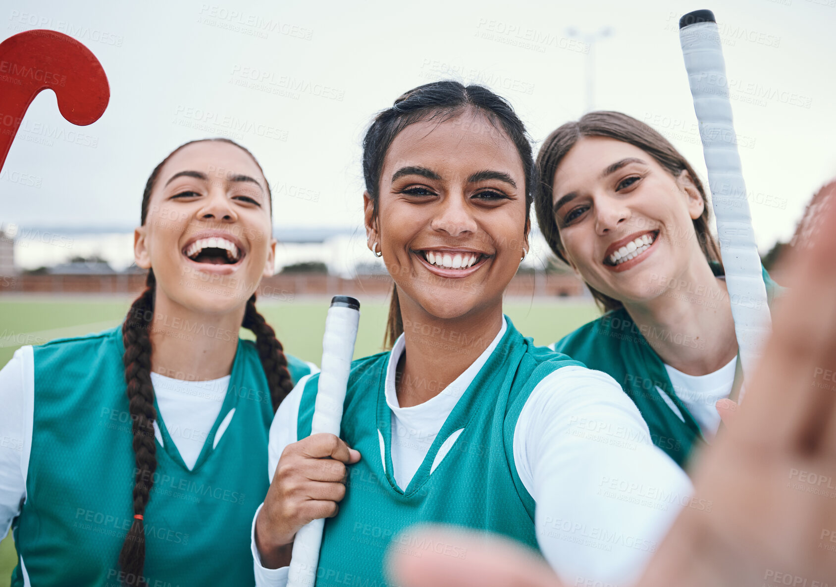 Buy stock photo Sports women, team selfie or field for memory, competition or smile in portrait for fitness. Girl group, photography and post on social media for friends, profile picture or diversity for hockey game