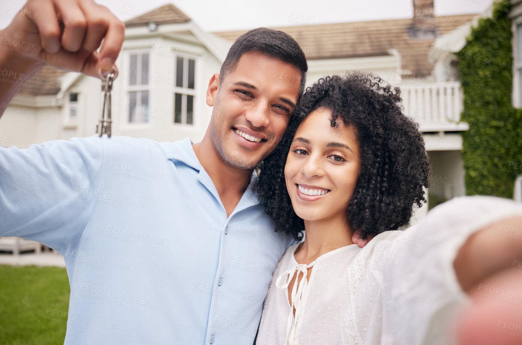 Buy stock photo Happy, selfie and couple with keys, real estate and post with happiness, celebration and homeowner. Portrait, man and woman with property, mortgage and support with investment and profile picture