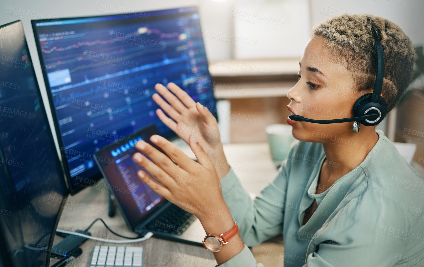 Buy stock photo Woman, trading and callcenter, computer screen and finance advice, financial investment and communication. Headset, microphone and phone call, help desk consultant for stock market and dashboard