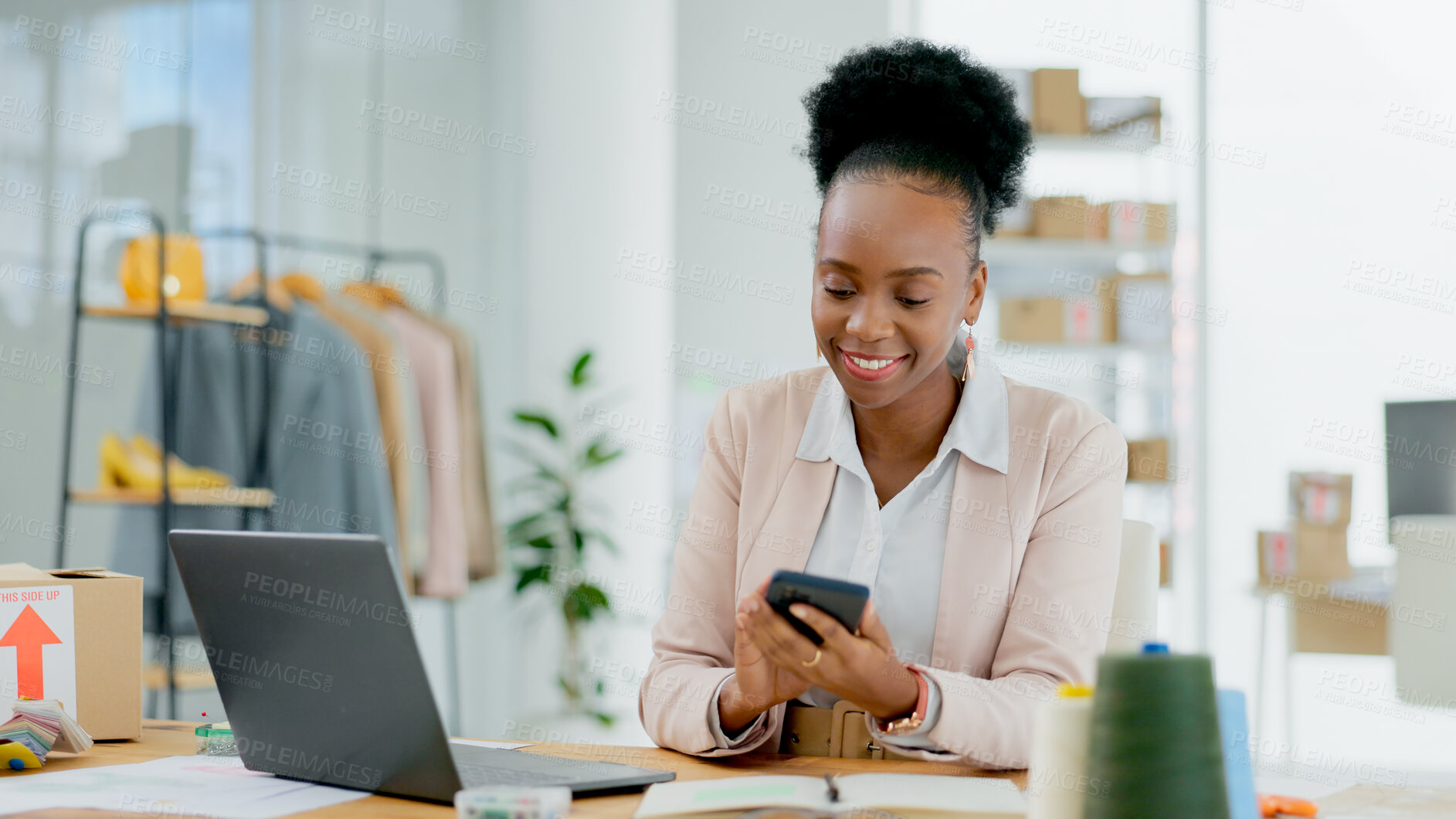 Buy stock photo Phone, business owner or black woman on social media in office for networking, online post or ecommerce. Communication, web or happy African entrepreneur texting to chat on mobile technology or blog