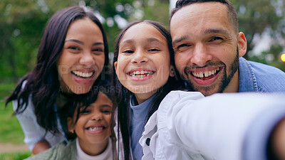 Buy stock photo Park selfie of mom, dad and happy kids with smile, love and bonding on weekend in nature. Photography, fun and memory for family, face of mother and father with children in garden in playful portrait