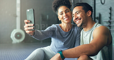 Asian man, woman or phone selfie in gym workout, training or exercise for social media, health app or fitness vlog. Smile, happy or bonding exercise friends or people on mobile photography technology