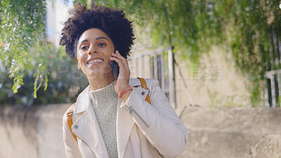 Buy stock photo Woman, conversation and smile with park, phone call or happiness with travel and communication. Designer, worker and south africa city with chat, network or discussion with opportunity and tech