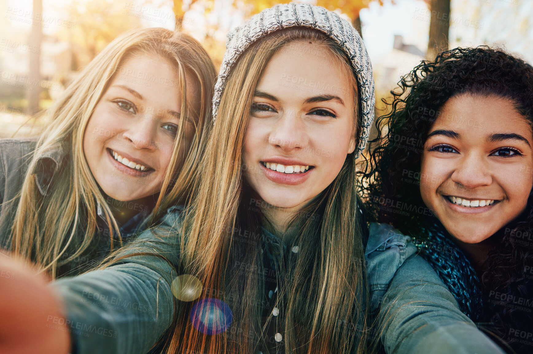 Buy stock photo Girl, friends and selfie with portrait in nature for profile picture update, social media post and holiday memory with smile. Group, people and happy with photography on winter vacation with bokeh