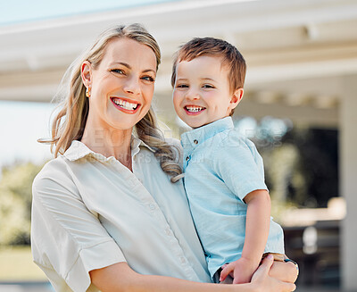 Buy stock photo Portrait, mom and dad in home outside with smile for day off, bonding and support with care. Parent, kid and happy for child development or growth with house or life insurance for protection