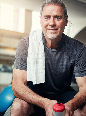 Buy stock photo Relax, gym and portrait of mature happy man with smile, fitness and happiness with water bottle at workout. Exercise, training and confident athlete on break with pride, health and wellness in club.