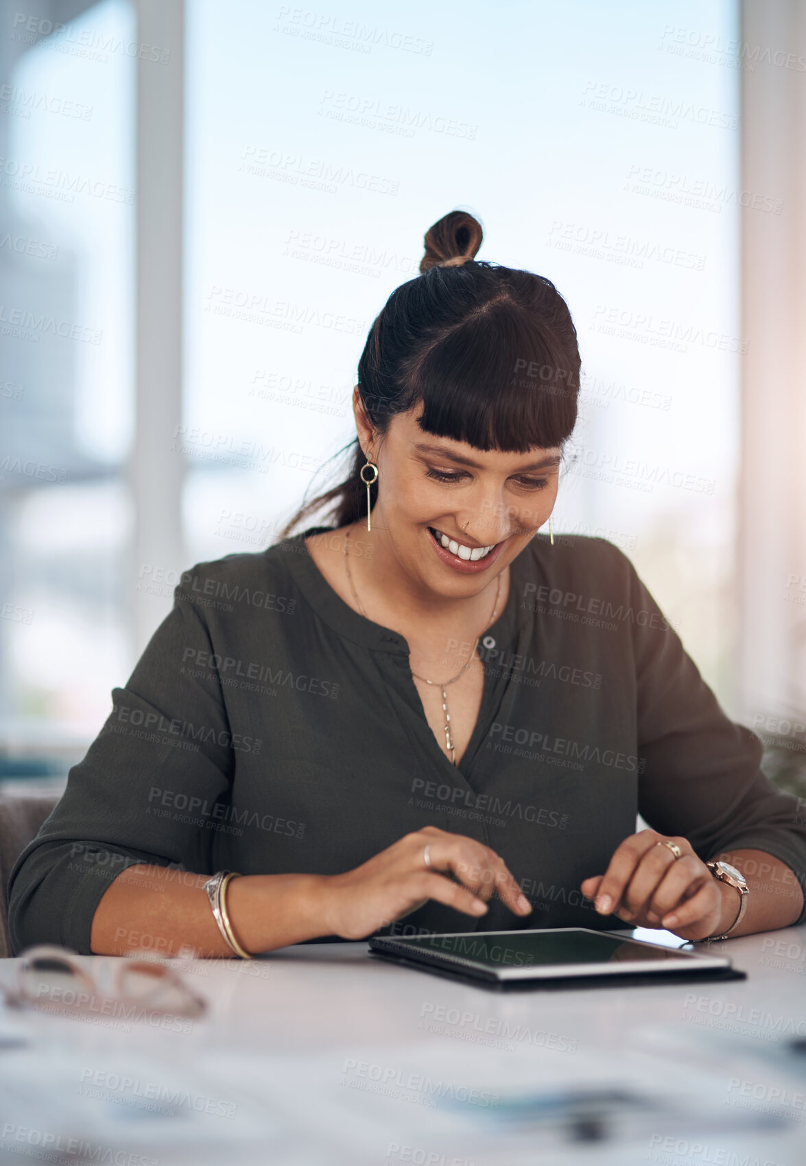 Buy stock photo Office, smile and woman with tablet at desk for internet, research and digital feedback on email. Happy, developer and tech with reading info for software development, review and company ux report