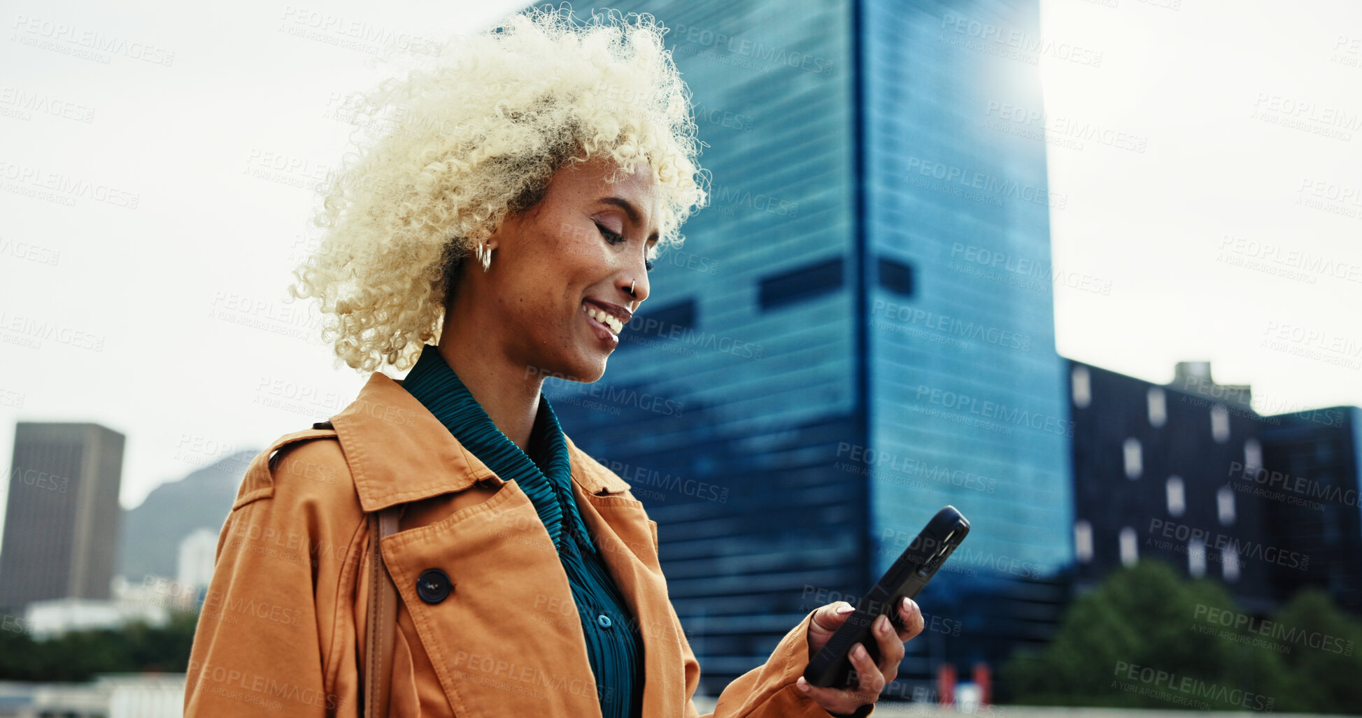 Buy stock photo Business, woman and smile with phone outdoor for communication, travel location and transport service. Female person, mobile and contact with texting meme, networking and reading notification in city