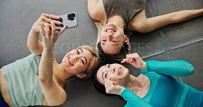 Buy stock photo Selfie, friends and happy for fitness, class and picture for yoga, bonding and memory for women on break. Healthy, personal trainer and photography for moment, people and smile for workout and Japan