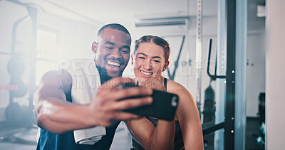 Buy stock photo Happy, man and woman in gym selfie with partnership, friends and team workout together. Photography, athlete and personal trainer at sports club for exercise, fitness influencer and social media