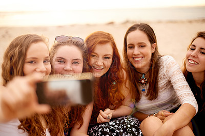 Buy stock photo Selfie, happy and girl friends on beach for travel, vacation or weekend trip with content creation. Smile, fun and group of female people with photography picture on phone for memory by ocean.