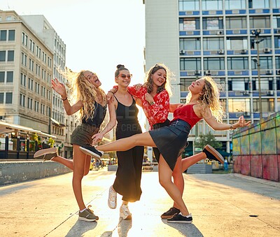Buy stock photo Group, fun and friends in city, outdoor and bonding in girls trip, relax and women with joy or happy. Summer, relationship and people with smile, portrait and together for hanging out, peace or Miami