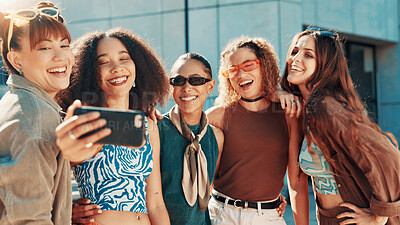 Buy stock photo Selfie, group and women with fashion, outdoor and profile picture with happiness, support and urban town. Youth culture, people and friends in street, streetwear or influencer with diversity together