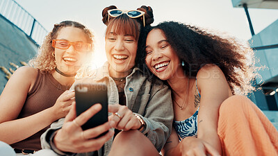 Buy stock photo Selfie, group and women with smile, fashion and profile picture with happiness, support and streetwear. Funny, people and friends in city, laughing or humor with diversity together or youth culture