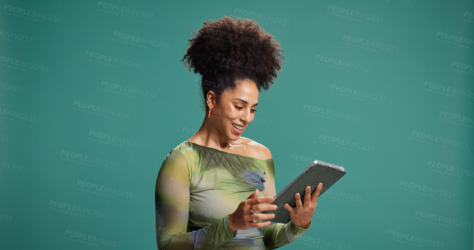 Buy stock photo Tablet, smile and woman in studio for reading fashion blog, email or social media. Digital technology, online chat and happy African model download app, trendy article or mockup space on background