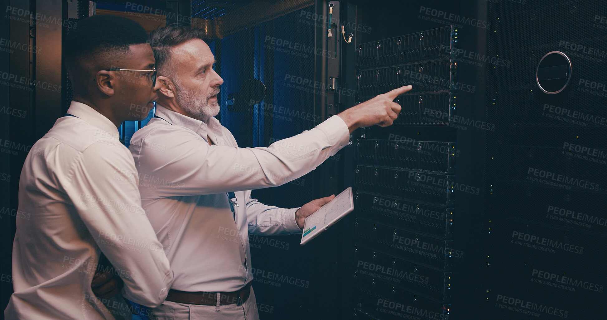 Buy stock photo Engineer, people or tablet with inspection in server room for maintenance, backup solution or GDPR. Graphs, team or point to system space for troubleshooting, screen or testing network in data center