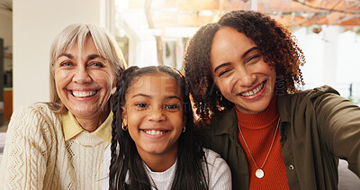 Buy stock photo Portrait, selfie and family in house with smile, digital memory and bonding together on weekend. Happy, grandmother and child in home with reunion, interracial or social media post on summer vacation
