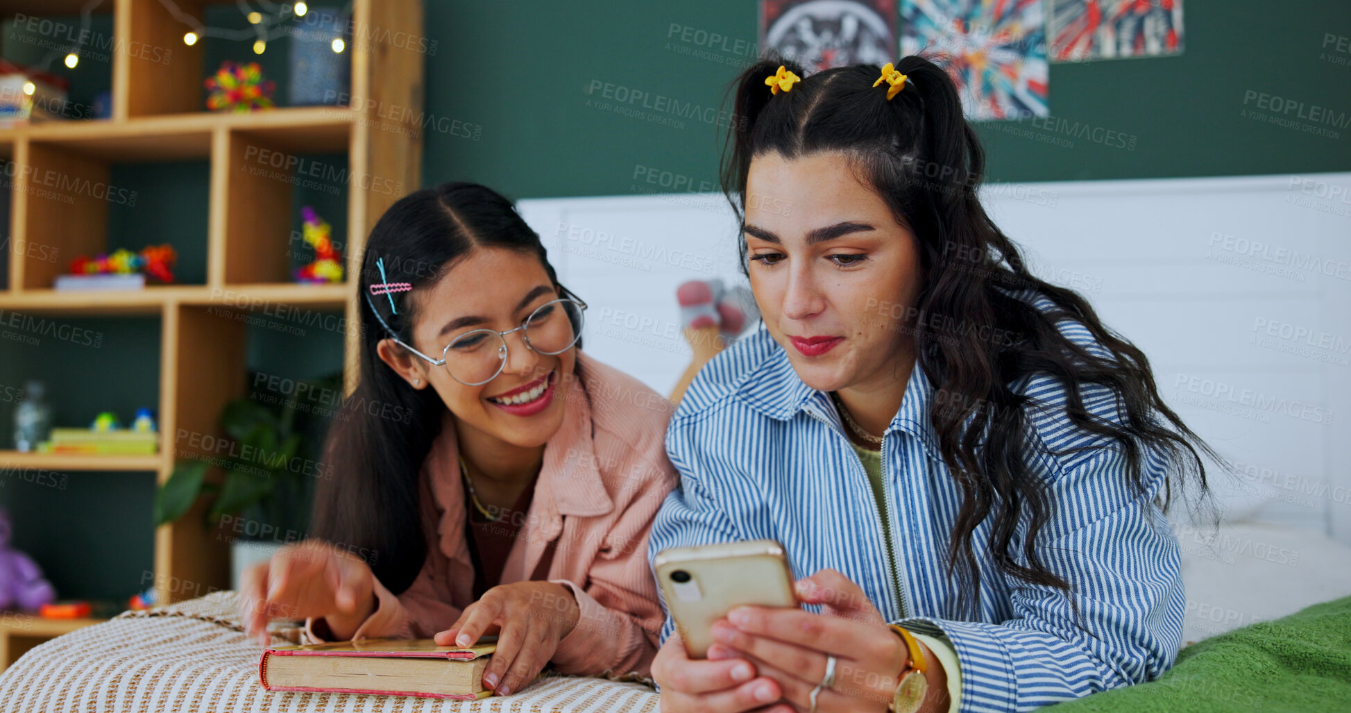 Buy stock photo Friends, women or reading phone in bedroom for bonding, show social media post or online viral trend. Relax, connection or people in home with mobile for browsing, internet blog or gen z at sleepover