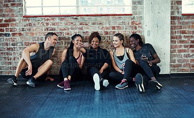 Buy stock photo Group, friends and selfie in gym, fitness and bonding on break, memory and post for social media app. Online, photography and people with smile for profile picture and rest after exercise routine