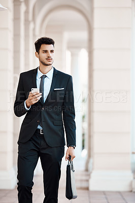 Buy stock photo Outdoor, thinking or businessman with phone at courthouse, lawsuit plan or dispute reflection for trial. Advocate, justice or lawyer with idea for settlement negotiation, mobile or jury perspective