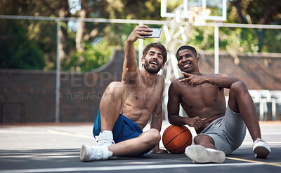 Buy stock photo Basketball, friends and men with selfie on court for match, competition and practice with memory. Happy, sports and people with picture for training, fitness or exercise together for hobby outdoor