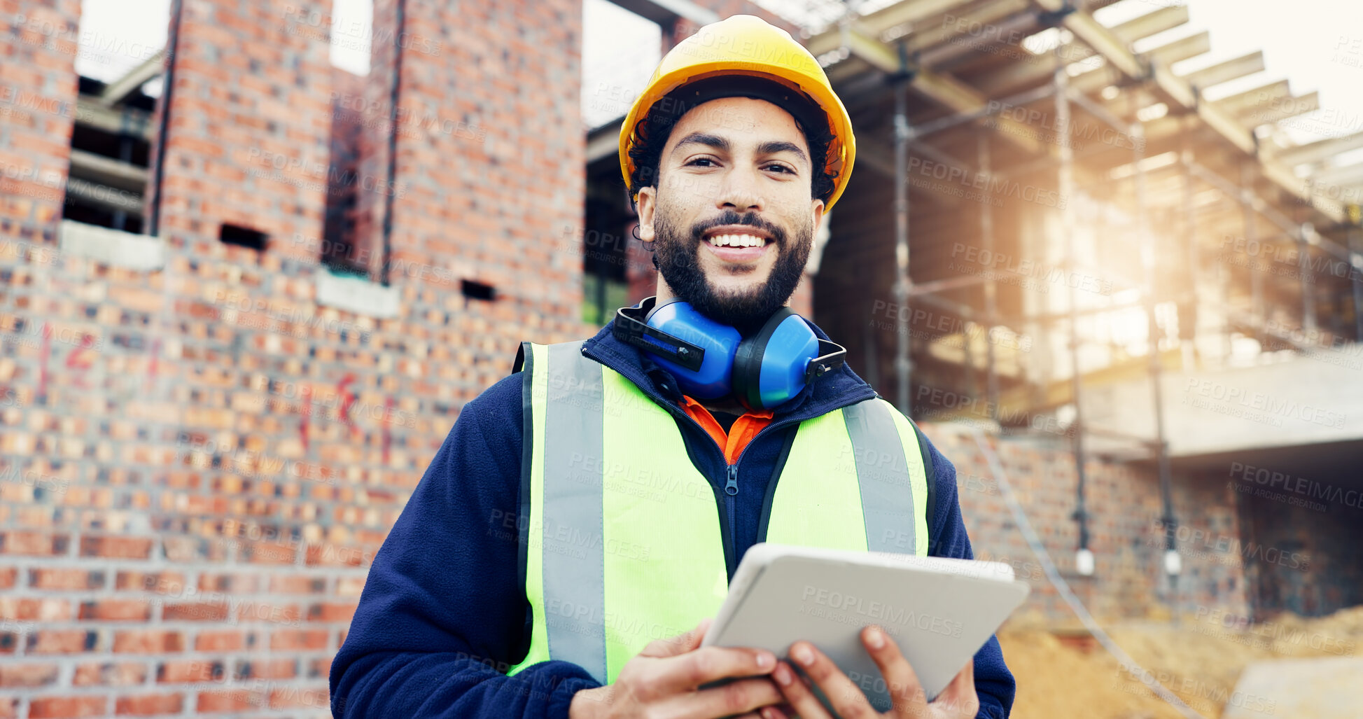 Buy stock photo Construction site, engineering and man with portrait, tablet for online schedule and feedback for quality control. Person, architecture and employee with inspection, internet and tech for renovation