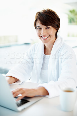Buy stock photo Portrait, woman and smile at resort with laptop, research and tourism content on holiday. Space, female person and freelancer at hotel with pc, travel blog and copywriting report at vacation retreat