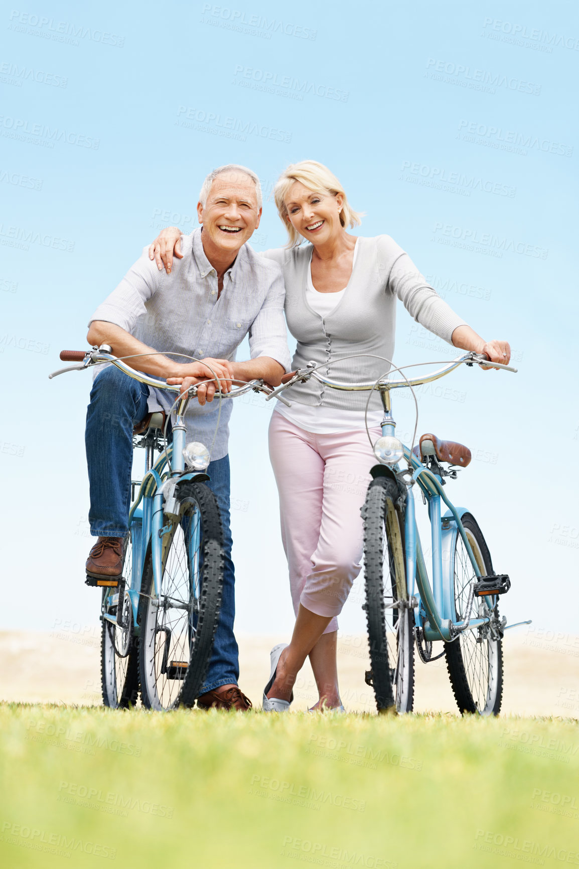 Buy stock photo Love, portrait or elderly couple in park with bicycle, bonding or happy moment in weekend activity. Wellness, space or senior people with cycling, romantic relationship or connection in outdoor hobby