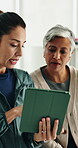 Physiotherapy, tablet and consulting with old woman in clinic for exam, rehabilitation and discussion. Online medical report, physical therapy progress and advice with people for osteoarthritis